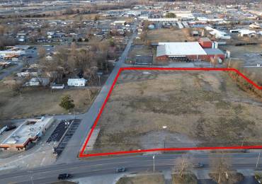 103 4TH Street, Marion, Illinois, ,Commercial Sale,For Sale,4TH,RMAPA1263990