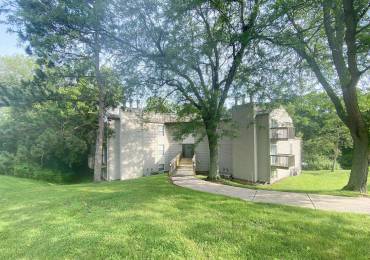 5905 RIDGECREST Drive, Peoria, Illinois, 2 Bedrooms Bedrooms, ,1 BathroomBathrooms,Residential Lease,For Rent,RIDGECREST,RMAPA1264026