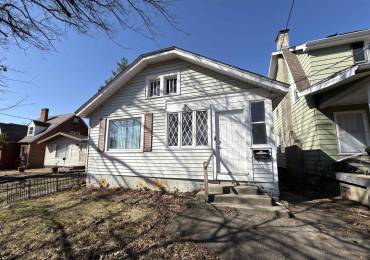 1815 SHERIDAN Road, Peoria, Illinois, 3 Bedrooms Bedrooms, ,1 BathroomBathrooms,Residential Lease,For Rent,SHERIDAN,RMAPA1264745