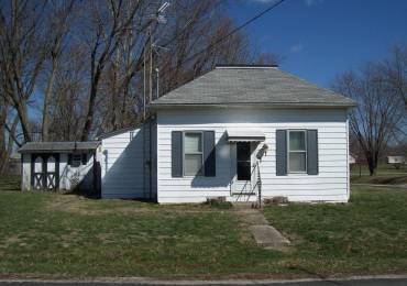 511 3RD Street, Manchester, Illinois, 1 Bedroom Bedrooms, ,1 BathroomBathrooms,Residential,For Sale,3RD,RMACA1042423