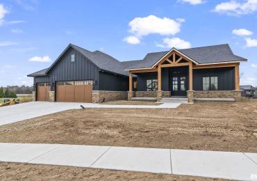 1807 WILLOW BEND, Chatham, Illinois, 5 Bedrooms Bedrooms, ,3 BathroomsBathrooms,Residential,For Sale,WILLOW BEND,RMACA1042602