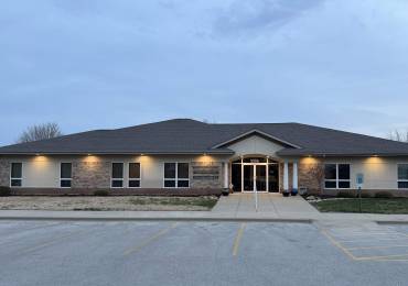 2325 WHITE OAKS Drive, Springfield, Illinois, ,Commercial Sale,For Sale,WHITE OAKS,RMACA1042765