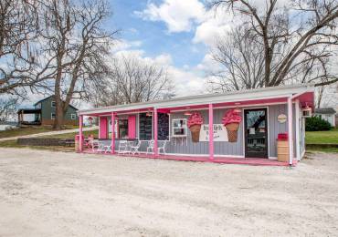 1606 TREMONT Street, Spring Bay, Illinois, ,Commercial Sale,For Sale,TREMONT,RMAPA1265432