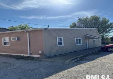 130 JACKSON Street, Virden, Illinois, ,Residential Income,For Sale,JACKSON,RMACA1043137