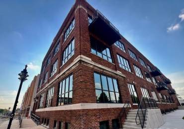 1001 ADAMS Street, Peoria, Illinois, 1 Bedroom Bedrooms, ,Residential Lease,For Rent,ADAMS,RMAPA1265842