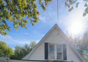 1712 MONROE Street, Peoria, Illinois, 3 Bedrooms Bedrooms, ,1 BathroomBathrooms,Residential,For Sale,MONROE,RMAPA1265269