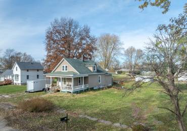 108 GRANT Street, Avon, Illinois, 3 Bedrooms Bedrooms, ,1 BathroomBathrooms,Residential,For Sale,GRANT,RMACA1033122