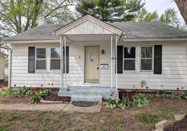 1321 10TH Street, Pekin, Illinois, 2 Bedrooms Bedrooms, ,1 BathroomBathrooms,Residential,For Sale,10TH,RMAPA1265954