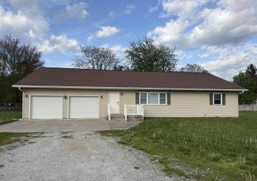 1205 MAIN Street, Lewistown, Illinois, 4 Bedrooms Bedrooms, ,2 BathroomsBathrooms,Residential,For Sale,MAIN,RMAPA1265969
