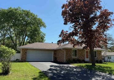 514 11TH Street, Petersburg, Illinois, 3 Bedrooms Bedrooms, ,2 BathroomsBathrooms,Residential,For Sale,11TH,RMACA1043282
