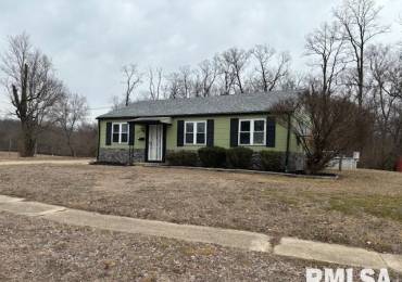 113 Saint Clair Drive, Marquette Heights, Illinois, 3 Bedrooms Bedrooms, ,1 BathroomBathrooms,Residential,For Sale,Saint Clair,RMAPA1264371