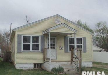 1409 9th Street, Pekin, Illinois, 2 Bedrooms Bedrooms, ,1 BathroomBathrooms,Residential,For Sale,9th,RMAPA1265986