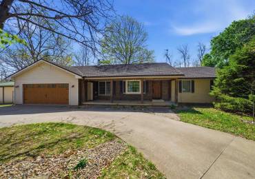 658 COON CREEK Road, Metamora, Illinois, 4 Bedrooms Bedrooms, ,2 BathroomsBathrooms,Residential,For Sale,COON CREEK,RMAPA1265837