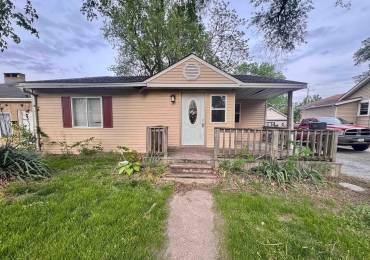 1312 10TH Street, Pekin, Illinois, 3 Bedrooms Bedrooms, ,1 BathroomBathrooms,Residential,For Sale,10TH,RMAPA1266010