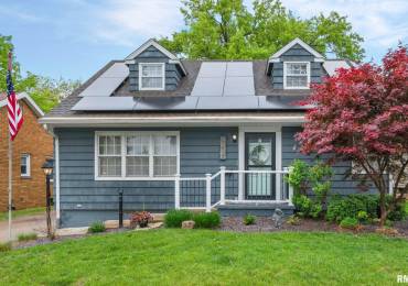 1005 ILLINOIS Street, Pekin, Illinois, 4 Bedrooms Bedrooms, ,2 BathroomsBathrooms,Residential,For Sale,ILLINOIS,RMAPA1266016