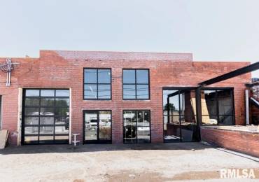825 ADAMS Street, Peoria, Illinois, ,Commercial Lease,For Rent,ADAMS,RMAPA1266047