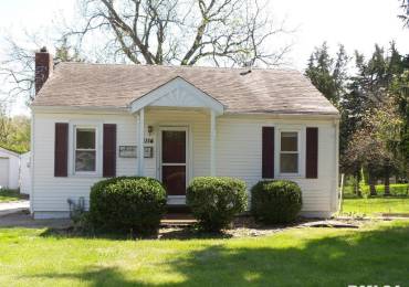 3114 GREENWOOD Place, Peoria, Illinois, 2 Bedrooms Bedrooms, ,1 BathroomBathrooms,Residential,For Sale,GREENWOOD,RMAPA1266096
