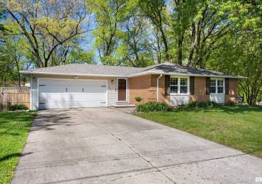 4913 WOODFERN Road, Peoria, Illinois, 3 Bedrooms Bedrooms, ,3 BathroomsBathrooms,Residential,For Sale,WOODFERN,RMAPA1265804