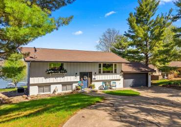 12 HILLSIDE Court, Dahinda, Illinois, 5 Bedrooms Bedrooms, ,2 BathroomsBathrooms,Residential,For Sale,HILLSIDE,RMAPA1265700