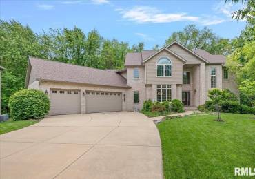 4104 Chandlerwood Road, Springfield, Illinois, 5 Bedrooms Bedrooms, ,5 BathroomsBathrooms,Residential,For Sale,Chandlerwood,RMACA1043470