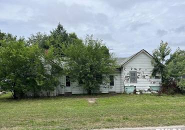 506 MCLEAN Street, Colchester, Illinois, 4 Bedrooms Bedrooms, ,2 BathroomsBathrooms,Residential,For Sale,MCLEAN,RMAPA1266578