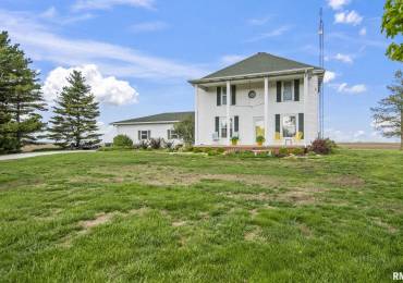 17456 KENNEDY Road, Auburn, Illinois, 4 Bedrooms Bedrooms, ,2 BathroomsBathrooms,Residential,For Sale,KENNEDY,RMACA1043615