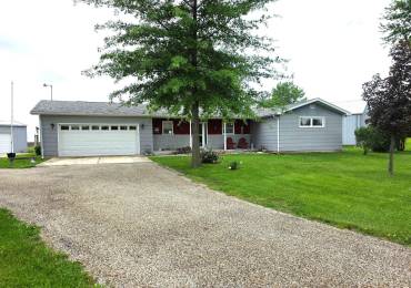 1455 CHARLOTTE Road, Macomb, Illinois, 2 Bedrooms Bedrooms, ,2 BathroomsBathrooms,Residential,For Sale,CHARLOTTE,RMAPA1266630