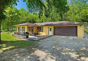 750 WASHBURN Road, Washburn, Illinois, 2 Bedrooms Bedrooms, ,2 BathroomsBathrooms,Residential,For Sale,WASHBURN,RMAPA1266292