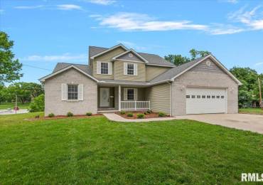986 RAVINE Drive, Carlinville, Illinois, 4 Bedrooms Bedrooms, ,3 BathroomsBathrooms,Residential,For Sale,RAVINE,RMACA1043872