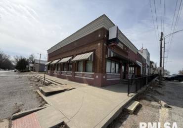 101 WELLS Street, Buffalo, Illinois, ,Commercial Sale,For Sale,WELLS,RMACA1044063