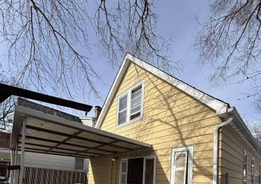 2010 MALONE Street, Peoria, Illinois, 3 Bedrooms Bedrooms, ,1 BathroomBathrooms,Residential,For Sale,MALONE,RMAPA1266947