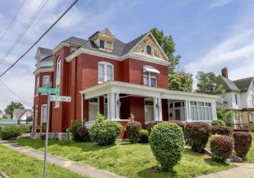 1136 8TH Street, Quincy, Illinois, ,Residential Income,For Sale,8TH,RMACA1044133