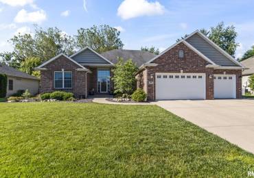 2236 LAUREL Street, Springfield, Illinois, 4 Bedrooms Bedrooms, ,3 BathroomsBathrooms,Residential,For Sale,LAUREL,RMACA1044218