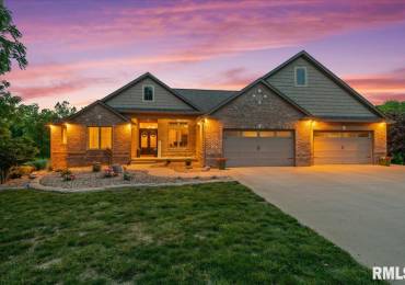6249 Old Salem Lane, Springfield, Illinois, 5 Bedrooms Bedrooms, ,4 BathroomsBathrooms,Residential,For Sale,Old Salem,RMACA1044151