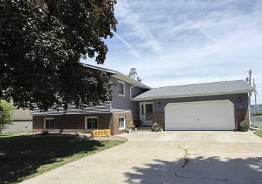 1715 MEADOW LARK Drive, Galesburg, Illinois, 4 Bedrooms Bedrooms, ,2 BathroomsBathrooms,Residential,For Sale,MEADOW LARK,RMACA1044269