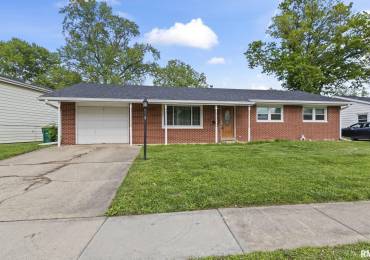 16 DELMAR Drive, Springfield, Illinois, 3 Bedrooms Bedrooms, ,2 BathroomsBathrooms,Residential,For Sale,DELMAR,RMACA1044270