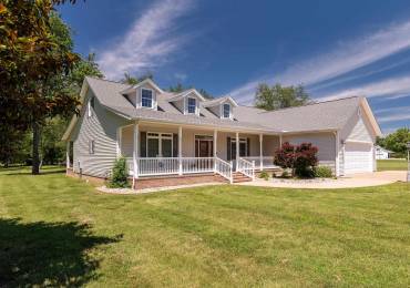 1609 SADDLEBROOK Lane, Herrin, Illinois, 4 Bedrooms Bedrooms, ,3 BathroomsBathrooms,Residential,For Sale,SADDLEBROOK,RMAPA1267163