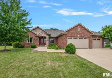 2009 Old Ironbridge Drive, Chatham, Illinois, 5 Bedrooms Bedrooms, ,3 BathroomsBathrooms,Residential,For Sale,Old Ironbridge,RMACA1044330