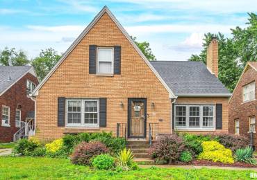 405 FORREST HILL Avenue, Peoria, Illinois, 3 Bedrooms Bedrooms, ,2 BathroomsBathrooms,Residential,For Sale,FORREST HILL,RMAPA1267372