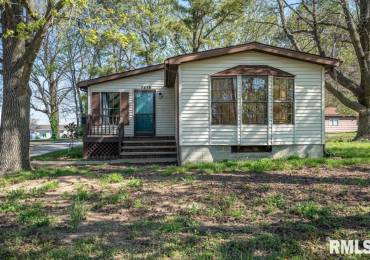 1615 Saint Louis Street, West Frankfort, Illinois, 3 Bedrooms Bedrooms, ,2 BathroomsBathrooms,Residential,For Sale,Saint Louis,RMAPA1267362