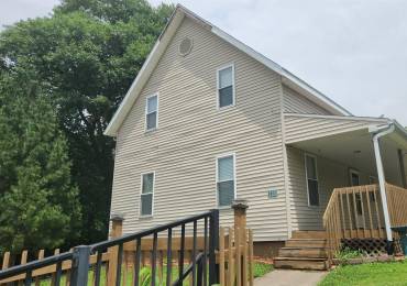 725 LAFAYETTE Street, Macomb, Illinois, 3 Bedrooms Bedrooms, ,2 BathroomsBathrooms,Residential,For Sale,LAFAYETTE,RMAPA1267384