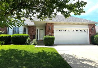 7023 Piper Glen Drive, Springfield, Illinois, 3 Bedrooms Bedrooms, ,2 BathroomsBathrooms,Residential,For Sale,Piper Glen,RMACA1044387