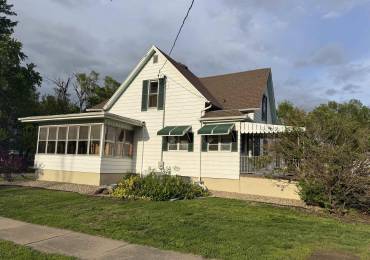 703 POLK Street, Cuba, Illinois, 3 Bedrooms Bedrooms, ,2 BathroomsBathrooms,Residential,For Sale,POLK,RMAPA1266028