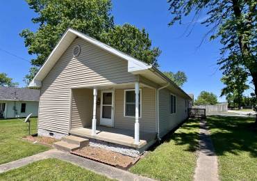 106 Finucane Street, Marion, Illinois, 3 Bedrooms Bedrooms, ,2 BathroomsBathrooms,Residential,For Sale,Finucane,RMAPA1266175