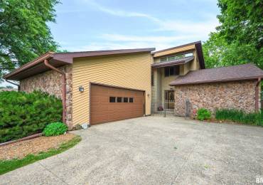 2129 CATHERINE Street, Galesburg, Illinois, 3 Bedrooms Bedrooms, ,3 BathroomsBathrooms,Residential,For Sale,CATHERINE,RMACA1044459