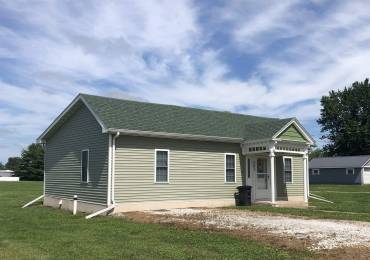 301 RAILROAD Avenue, Mt. Sterling, Illinois, 2 Bedrooms Bedrooms, ,2 BathroomsBathrooms,Residential,For Sale,RAILROAD,RMACA1044475