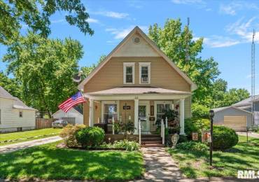 319 MAPLE Street, Nokomis, Illinois, 4 Bedrooms Bedrooms, ,1 BathroomBathrooms,Residential,For Sale,MAPLE,RMACA1044476