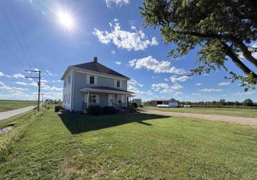 2558 County Highway 17 Highway, Avon, Illinois, 3 Bedrooms Bedrooms, ,1 BathroomBathrooms,Residential,For Sale,County Highway 17,RMACA1044485