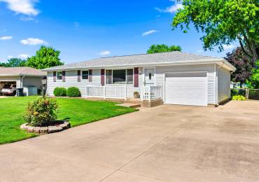 604 WHIPPOORWILL Drive, Washington, Illinois, 4 Bedrooms Bedrooms, ,1 BathroomBathrooms,Residential,For Sale,WHIPPOORWILL,RMAPA1267474