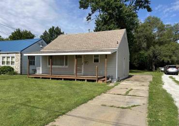 1319 24TH Street, Quincy, Illinois, 2 Bedrooms Bedrooms, ,1 BathroomBathrooms,Residential,For Sale,24TH,RMACA1044518